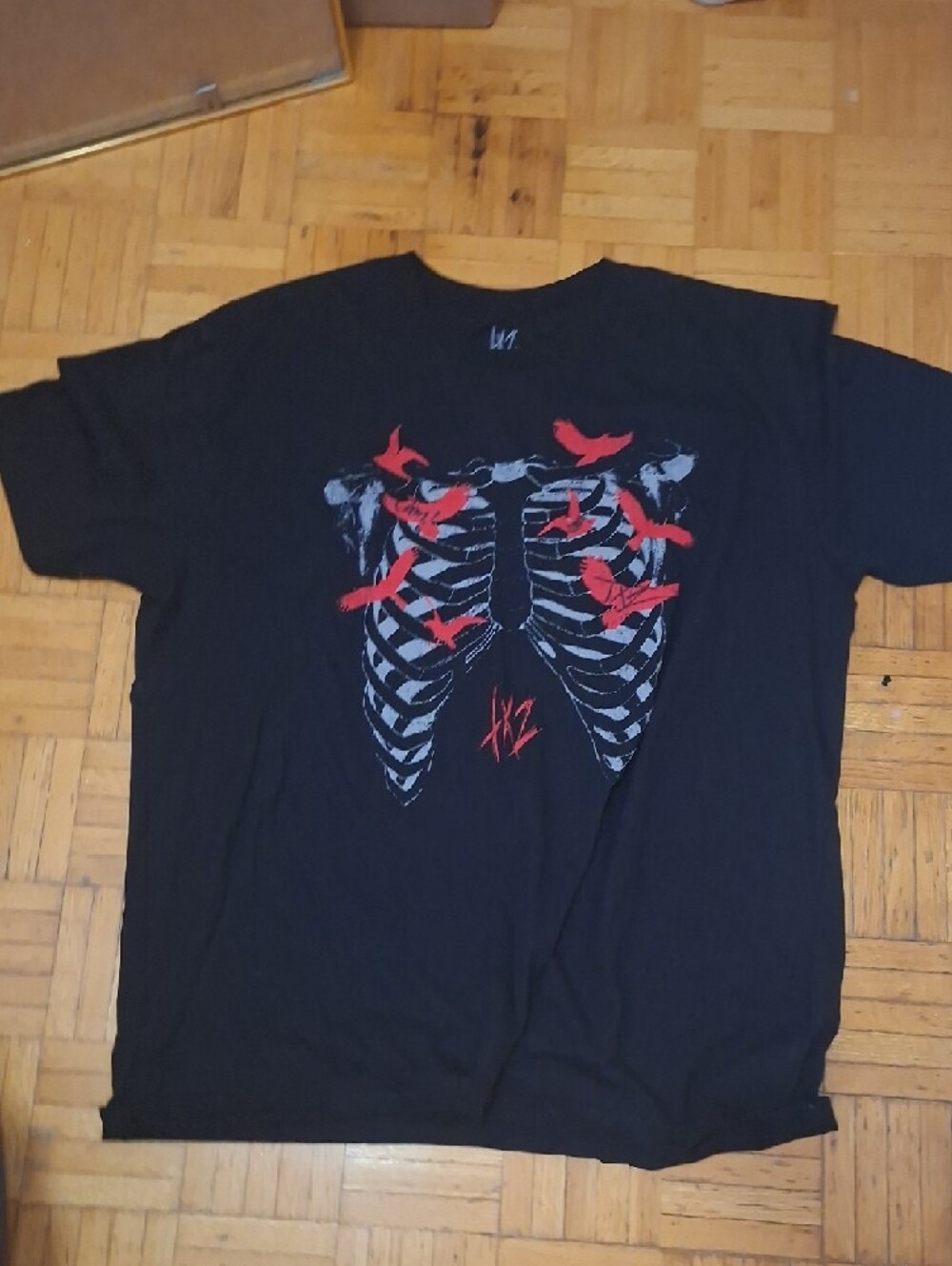 Signed authentic TX2 band Tee - Picture 2 of 4